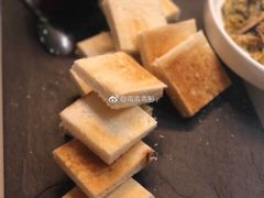 鹅肝酱配面包片-唐廊烤鸭店(工体店)