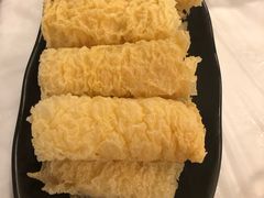 炸响铃-鲜入围煮花胶鸡海鲜火锅