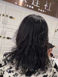 -镁连社·美联社