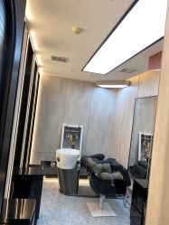 -TOP HAIR SALON