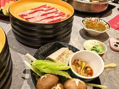-一绪に寿喜烧(虹悦城店)