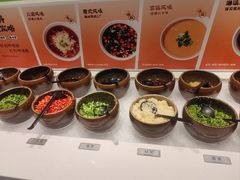 -呷哺呷哺 小火锅 (浦东新欧尚超市店)