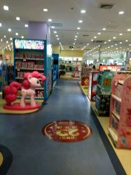 店内环境-爱婴室(上海浦建路店)