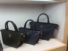 -Longchamp(佛罗伦萨小镇奥特莱斯店)