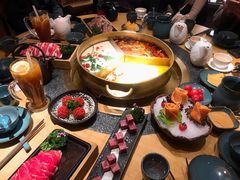 -湊湊火锅·茶憩(郑州绿地新都会店)