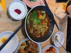 山城麻辣素香锅-轻蔬不用等·素食(江苏路店)