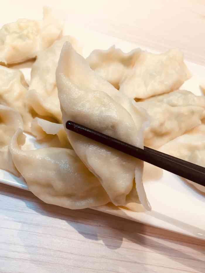 柏记水饺(鲁商店)-"都说上车饺子下车面,十一放假上高速前和老.