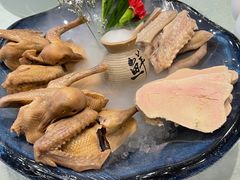 梅子乳鸽-岭南海晏楼(滨江东总店)