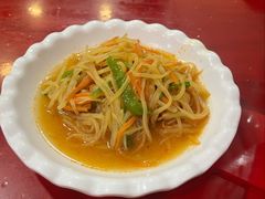 -金杨拉面王小吃面馆·牛三宝面·红烧牛肉粉