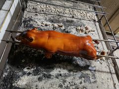 -黄记四更烤乳猪店