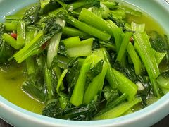 -洛东土菜馆(建国北路店)