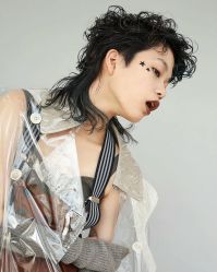 -MYYF SALON烫发染发