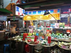 -六合夜市