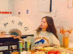 -四小区火锅·巷子里的重庆火锅(花照壁店)