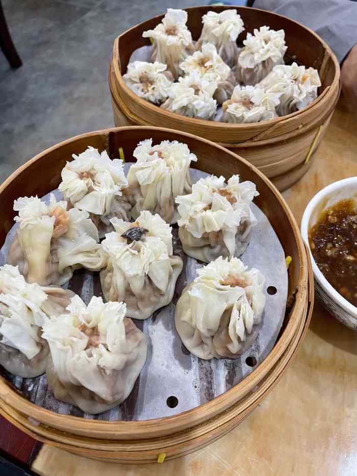 都一处烧麦馆(前门店)-"还不错,烧卖真贵啊,老北京特色,值得一试.