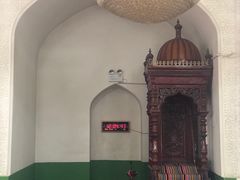 -艾提尕尔清真寺