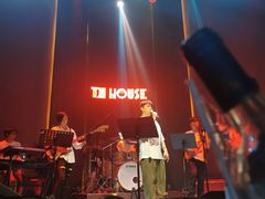 -TZ House音乐现场(来福士中心店)