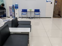 -中国建设银行(上海黄金城道支行)