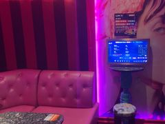 -UK派对KTV(日月广场店)