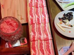 -在蜀里·一米肥牛老火锅(黄埔店)