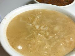 酸菜汤-守鑫水馅包子铺