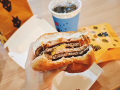 -麦当劳(国际社区店)