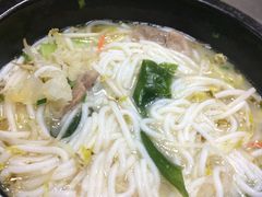 -灵芝妹子海鲜米线(香炉礁山姆店)