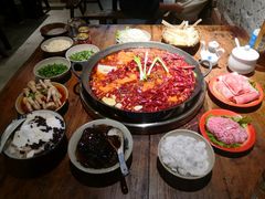 -四小区火锅·巷子里的重庆火锅(花照壁店)