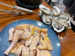 -老何家后安粉·糟粕醋海鲜火锅(三亚湾椰梦长廊店)
