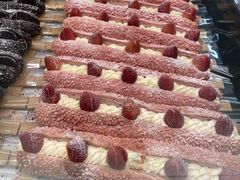 草莓魔法棒-奈雪的茶(亨特国际广场店)