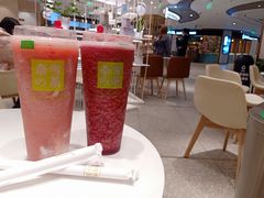 霸气莓莓莓-奈雪的茶(新天地广场PRO店)