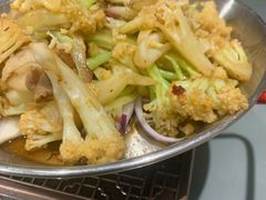 -梓檚中餐厅湖北菜小龙虾武昌鱼排骨藕汤(黄鹤楼店)