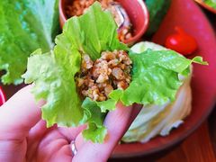 傣族生菜包肉-花马天堂云南餐厅 Lost Heaven(外滩店)