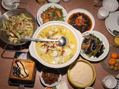-小菜园新徽菜(芜湖镜湖苏宁店)