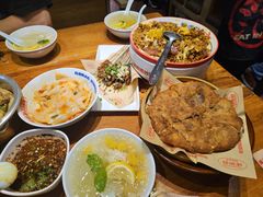 -怪噜范·老贵阳街头名小吃(鸿通城店)