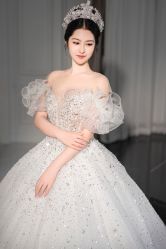 -拉瑞娜LaReine婚纱礼服高级定制