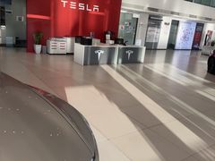 -TESLA 特斯拉(北京后沙峪特斯拉中心)