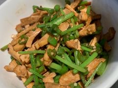 -费大厨辣椒炒肉(黄兴中心广场店)