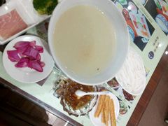 -桥香园正宗过桥米线(机场五店)