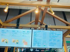 -星巴克(上海虹桥站2A检票口)