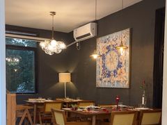 -Mark&Mars Restaurant