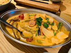 -大头虾越式风味餐厅(光明广场店)