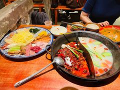 -周小明火锅(黑金冠社区店)