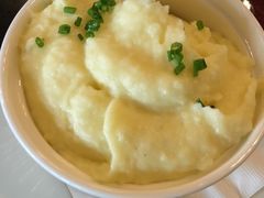 -WOLFGANG PUCK KITCHEN & BAR(迪士尼小镇店)