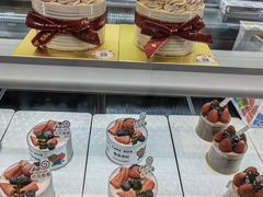 -花花卷卷·鲜食蛋糕(静安久光百货店)