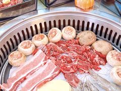 -哈哈碳都·牛肋条无限自助烤肉(台江万达店)