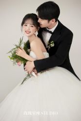 -玫瑰星座婚纱摄影轻奢定制(双井店)