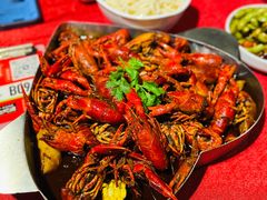 -龙巢盱眙龙虾·牛蛙·烧烤宵夜(八卦岭店)