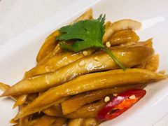 -煲王粤菜餐厅(中侨中心店)