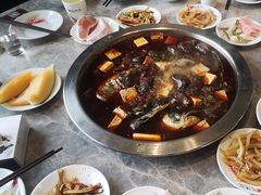 -忘情水鱼头·鲜鱼火锅(滨江中路店)
